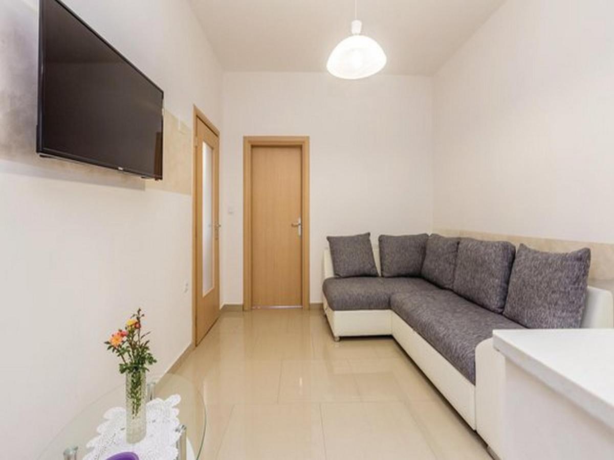 Apartments Villa Kim Ябланац Экстерьер фото